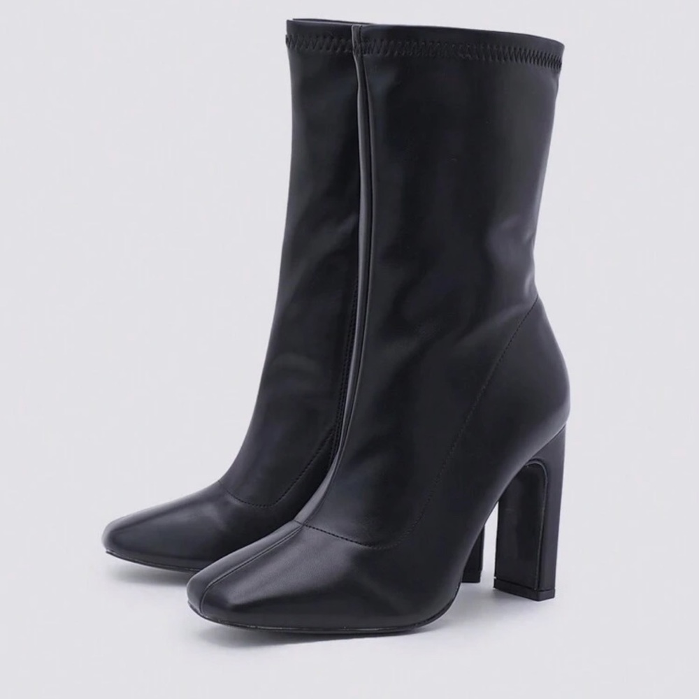 Elegant 🔥 Black Women's Boots